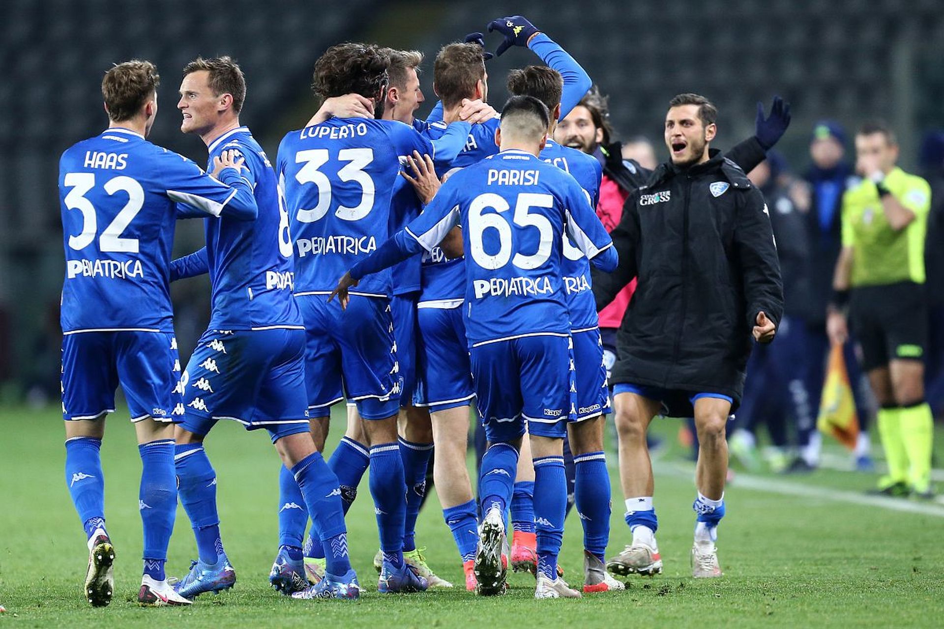 已在短暫的 已在短暫的