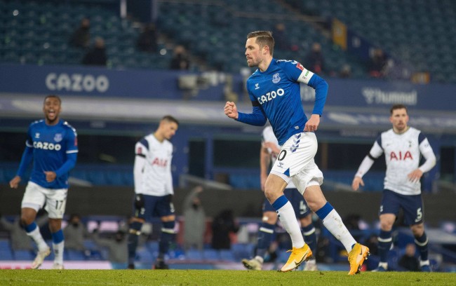 还培养了坚 还培养了坚